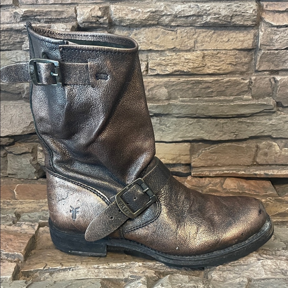 Frye Veronica Distressed Leather Boots Metallic Bronze - Picture 10 of 16